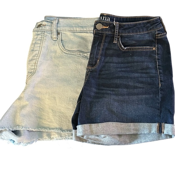 Size 6 Jean Shorts Bundle old Navy Ana Trendy Summer - Picture 1 of 7